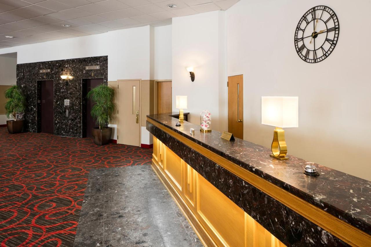 Hotels Gouverneur Montreal - Ile Charron Бушервіль Екстер'єр фото