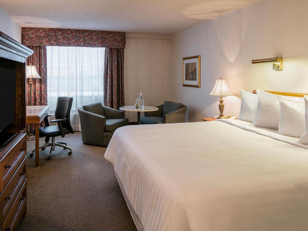 Hotels Gouverneur Montreal - Ile Charron Бушервіль Екстер'єр фото